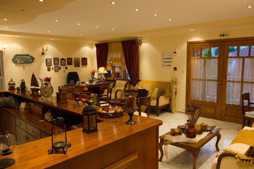 Hotel Ismini Амуліані Екстер'єр фото